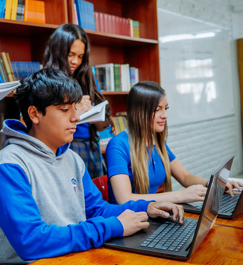 Colegio Comercial de Peñaflor - comeduc especialidad administración mención recursos humanos